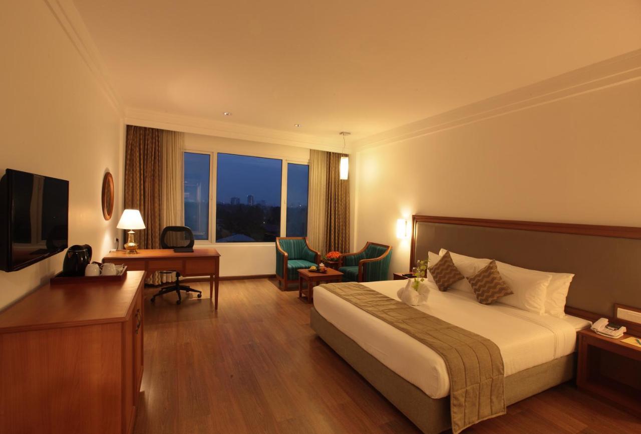 Monsoon Empress Kochi Otel Dış mekan fotoğraf