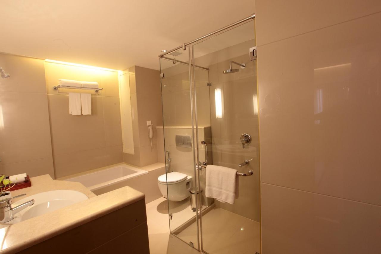 Monsoon Empress Kochi Otel Dış mekan fotoğraf