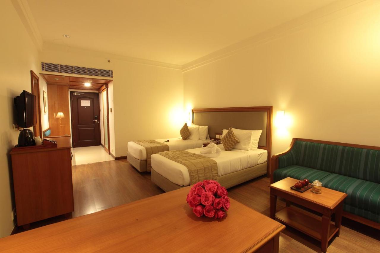 Monsoon Empress Kochi Otel Dış mekan fotoğraf
