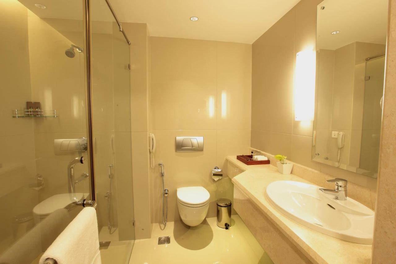 Monsoon Empress Kochi Otel Dış mekan fotoğraf