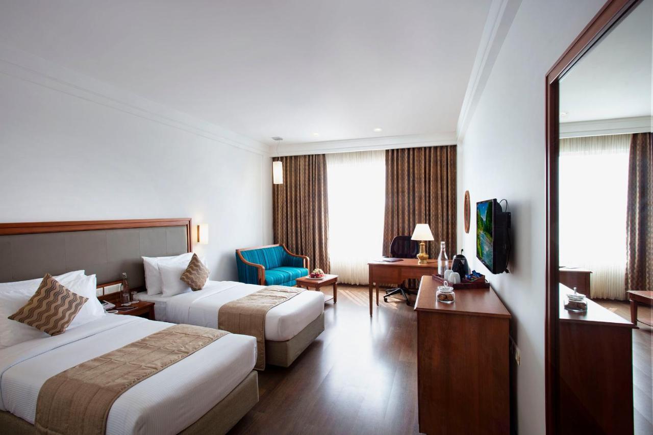 Monsoon Empress Kochi Otel Dış mekan fotoğraf